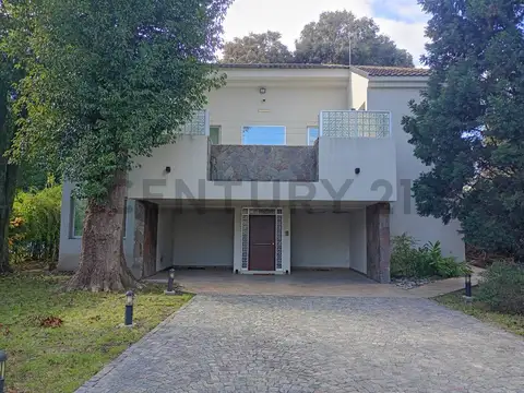 Casa en Alquiler en Fincas de Iraola I