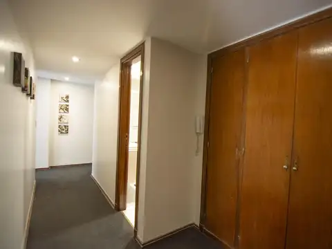 Semipiso 6 ambientes con cochera - RECOLETA