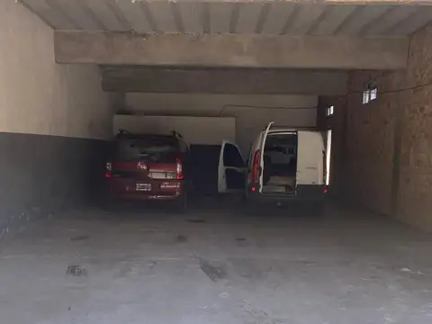 Galpon en Alquiler en Quilmes Oeste, $ 800.000