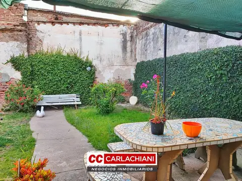 Casa 4 ambientes con 1 baño