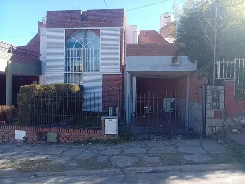 Casa en Venta en La Falda, USD 75.000