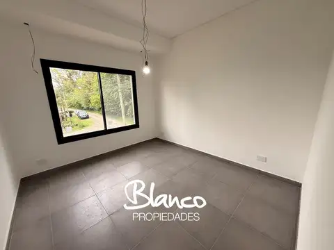 Departamento en Venta en Montecarlo, USD 125.000