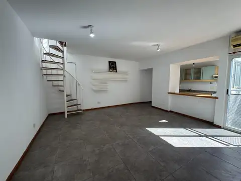 Depto Tipo Casa en Venta de 1 dormitorio