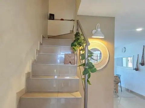 Depto Tipo Casa en Venta de 3 ambientes
