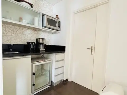 Oficina en Venta en Botanico, USD 200.000