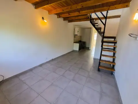 Jose Maria Paz 1700, Piso 1