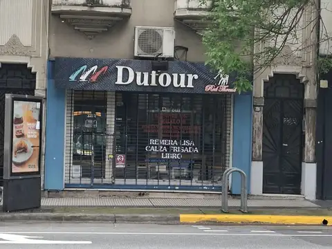 Alquiler de local sobre Avenida Córdoba