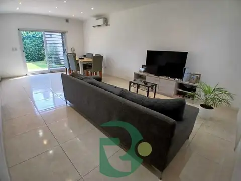 Casa en Venta en Castelar Norte, USD 250.000