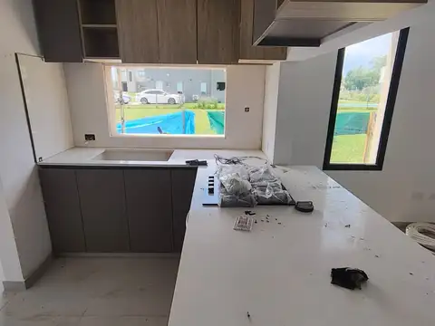 Propiedad de 4 habitaciones em Barrio Santa Elisa, Pilar del Este