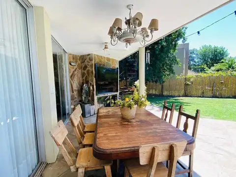 Casa en Venta de 5 dormitorios