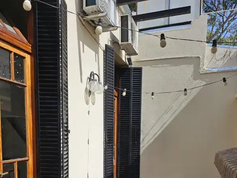 Depto Tipo Casa en Venta en Villa Pueyrredon, USD 140.000