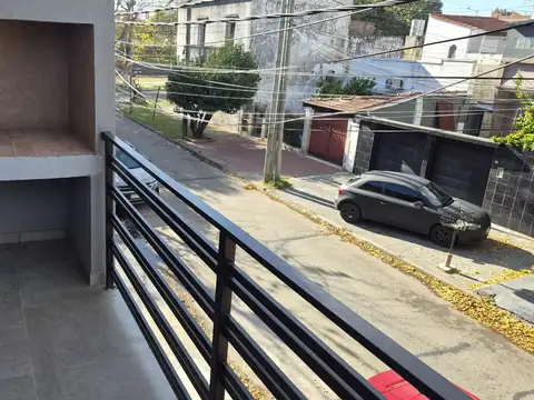 Departamento en Alquiler con 1 cochera