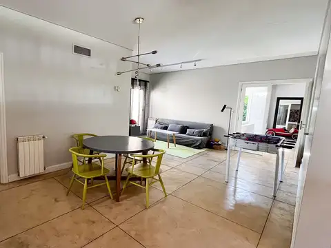 Casa en Venta en Abril Club De Campo, USD 760.000