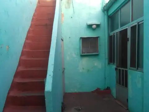 CASA EN VENTA MOLINA AL 500 SARANDI