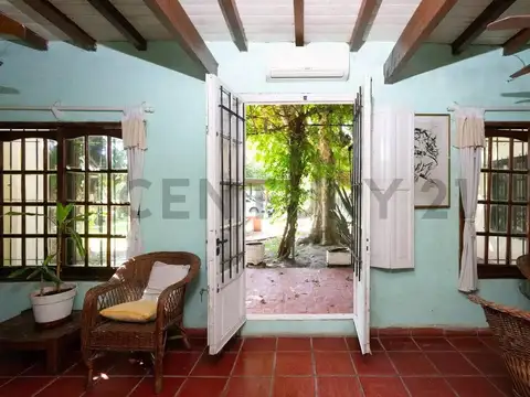 VENTA DE CASA 6 AMBIENTES EN CIUDAD DE MARCOS PAZ,  FACILIDADES DE PAGO, FINANCIACIÓN 