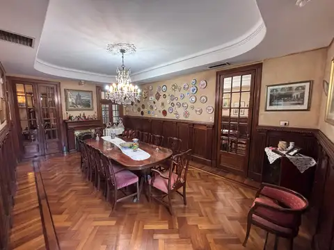 CASA ÚNICA EXCELENTE ESTADO