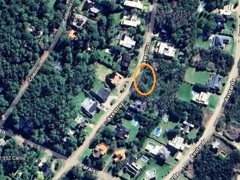 Carilo, lote en venta en calle Avestruz. A1.-