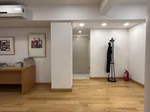 Oficina en Venta con 1 cochera