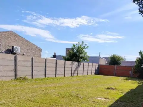 Terreno en Venta 30  mts Fondo