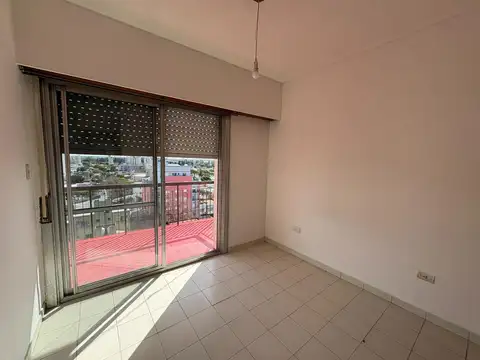 Departamento 2 dormitorios, en Campana.