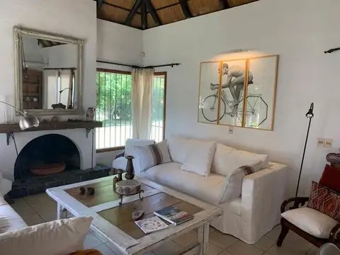 Casa - Venta - Uruguay, PLAYA BRAVA PUNTA DEL ESTE