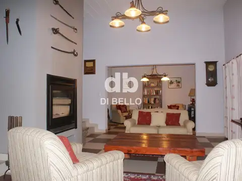 Casa en Alquiler de 4 dormitorios