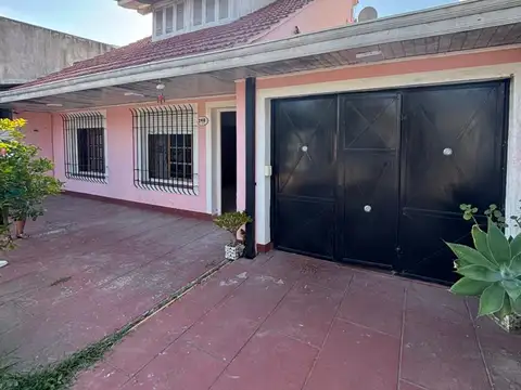 CÓMODA CASA EN SOURIGUES $400.000