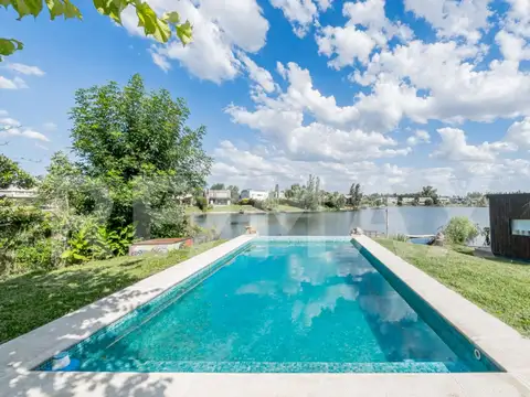 Casa 7 ambientes con 3 baños