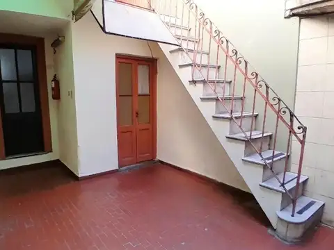 Depto Tipo Casa en Venta de 12 ambientes