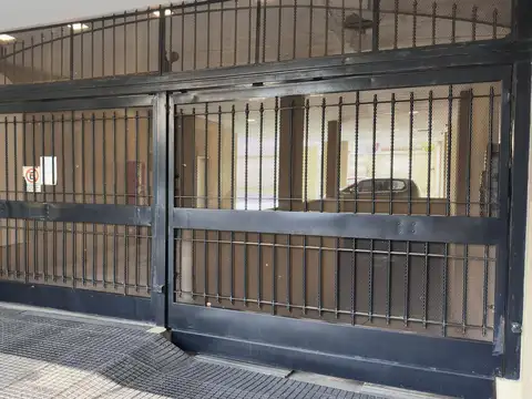 Liniers: Venta de Cocheras fijas cubiertas | FINANCIACION | simples y dobles | a mts Av. Rivadavia