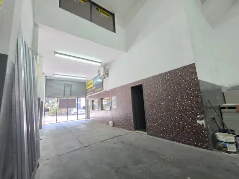 Galpon en Alquiler en Paternal, USD 2.800