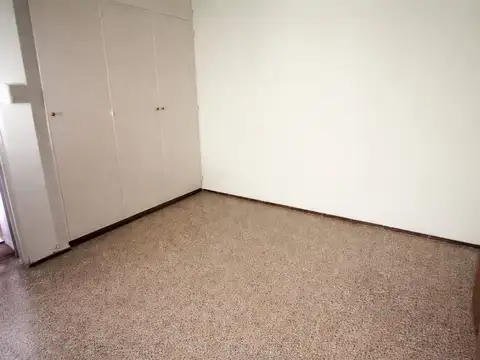 Depto Tipo Casa 4 ambientes con 1 baño
