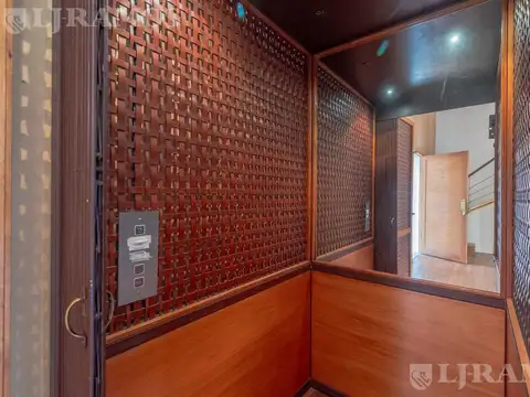 Departamento en Venta con 4 cocheras
