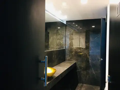 Oficina Monoambiente con 2 baños
