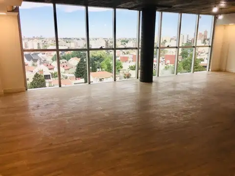 Av Rivadavia 13330 , Piso 6