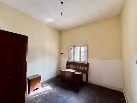 VENTA CASA 4 AMBIENTES + TERRAZA PARQUE AVELLANEDA