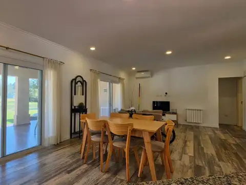 CASA EN VENTA MIRALAGOS