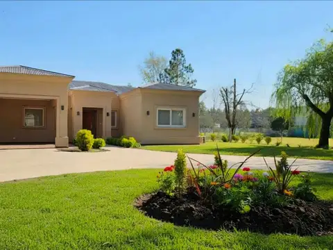 Casa en Venta al Oeste