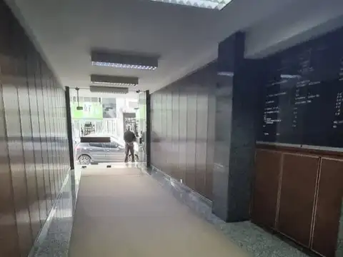 Oficina en Alquiler en Barrio Norte, $ 300.000