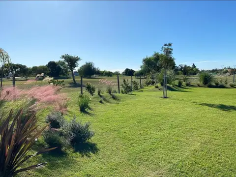 Casa en Alquiler en Medal Country club, USD 1.400