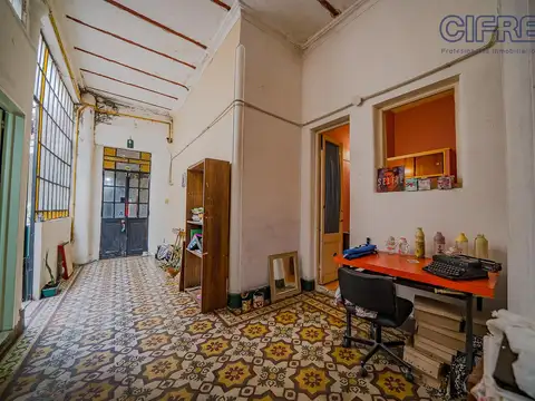 Depto Tipo Casa en Venta 50 años