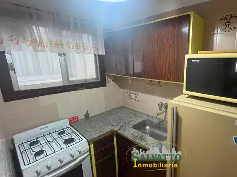 DEPARTAMENTO DE 2 AMBIENTES EN PUNTA MOGOTES CON VISTA A LA CALLE!