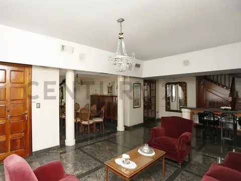 HERMOSA CASA EN VENTA EN MORENO CENTRO CON DETALLES DE CATEGORIA -APTA CREDITO