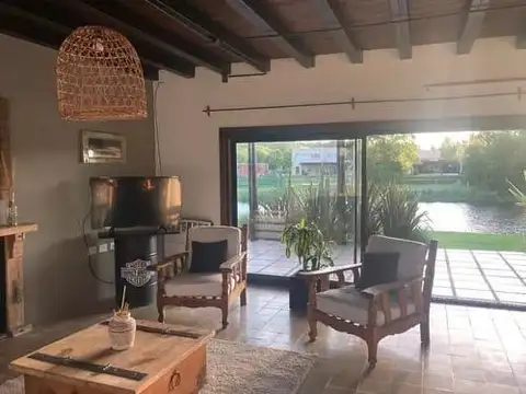 Casa en venta en Barrio El Cazal - Escobar