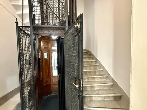 Departamento en Venta de 12 ambientes