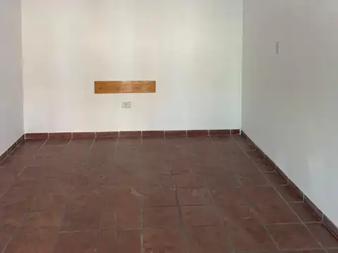HERMOSA CASA DE 2 DORM EN ALQUILER