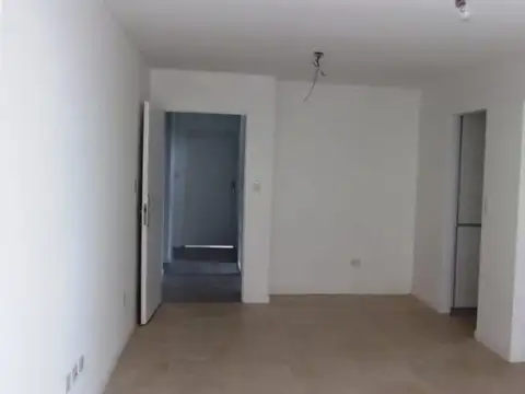 DEPARTAMENTO CASTELAR SUR 