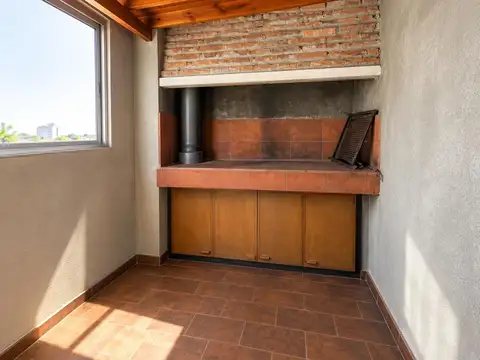 Depto Tipo Casa 6 ambientes con 1 baño