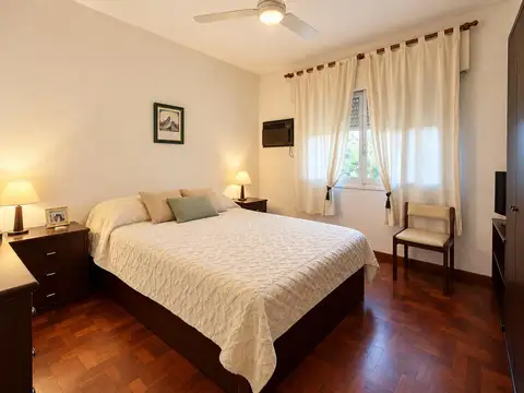 Depto Tipo Casa en Venta de 6 ambientes