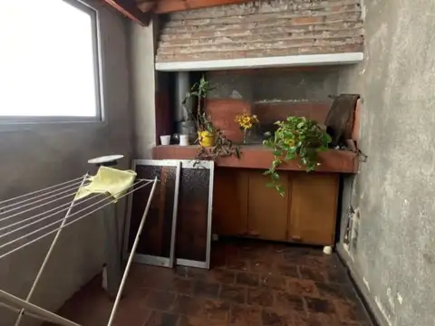 Depto Tipo Casa 4 ambientes con 1 baño